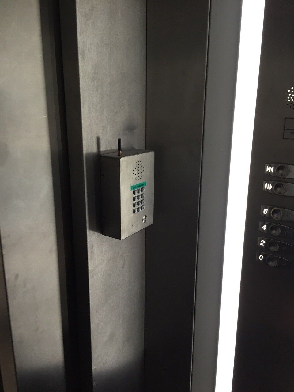 Téléphone mains libres 
